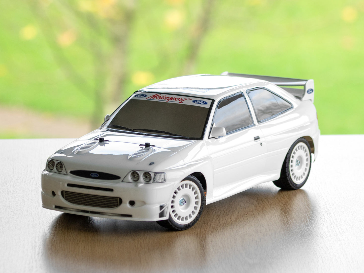 Tamiya Ford Escort Cosworth 1998 (TT-02)