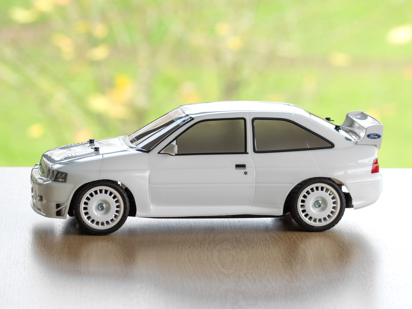 Tamiya Ford Escort Cosworth 1998 (TT-02)