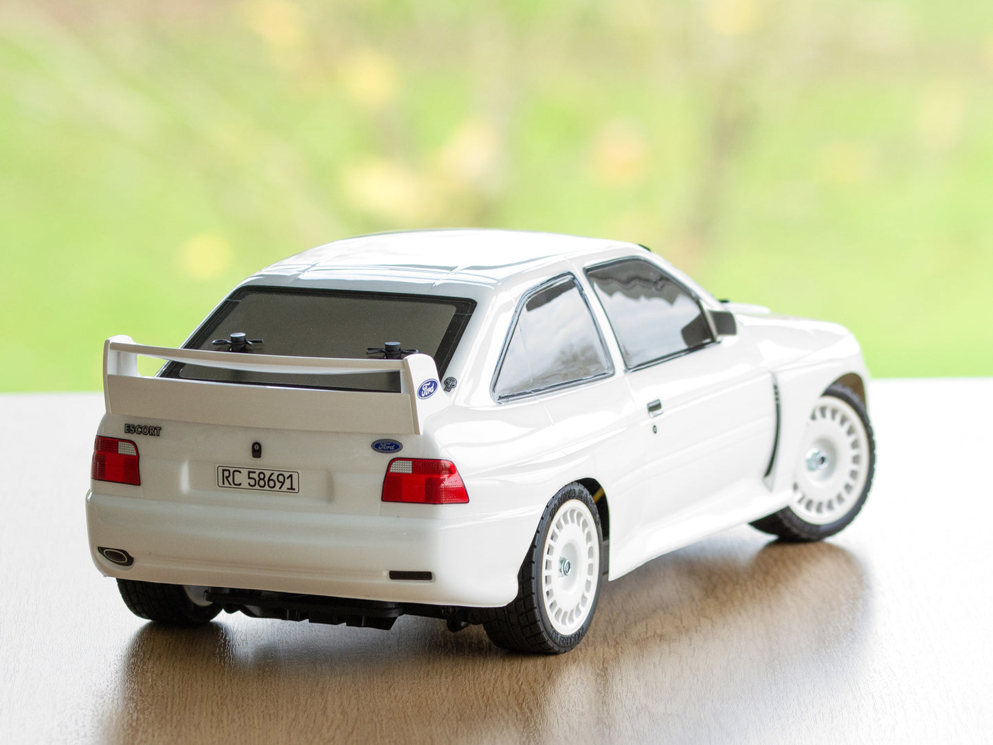 Tamiya Ford Escort Cosworth 1998 (TT-02)