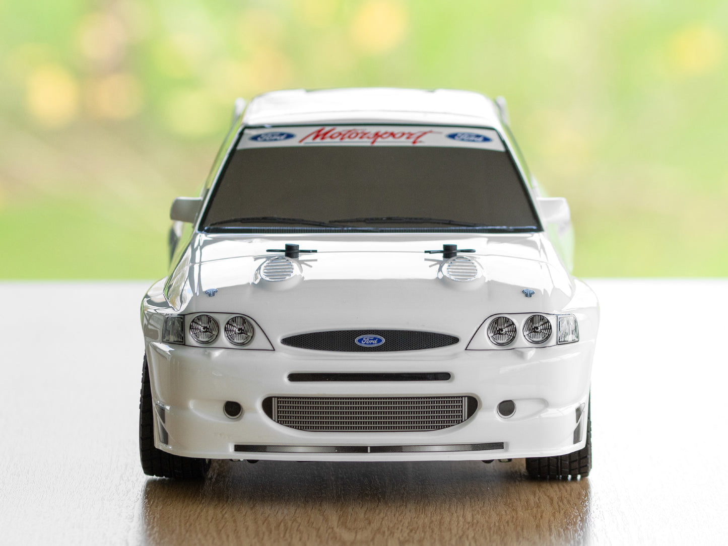 Tamiya Ford Escort Cosworth 1998 (TT-02)