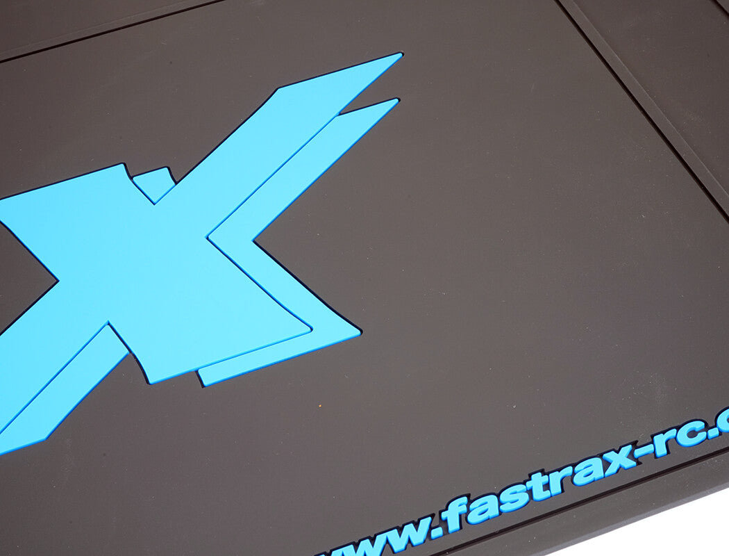 FASTRAX MEDIUM RUBBER PIT MAT - BLACK 62CM X 42CM